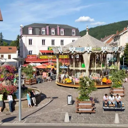 The Adorable Catalan Owl!!! 公寓